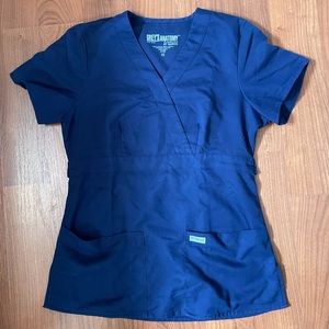 Scrub top
